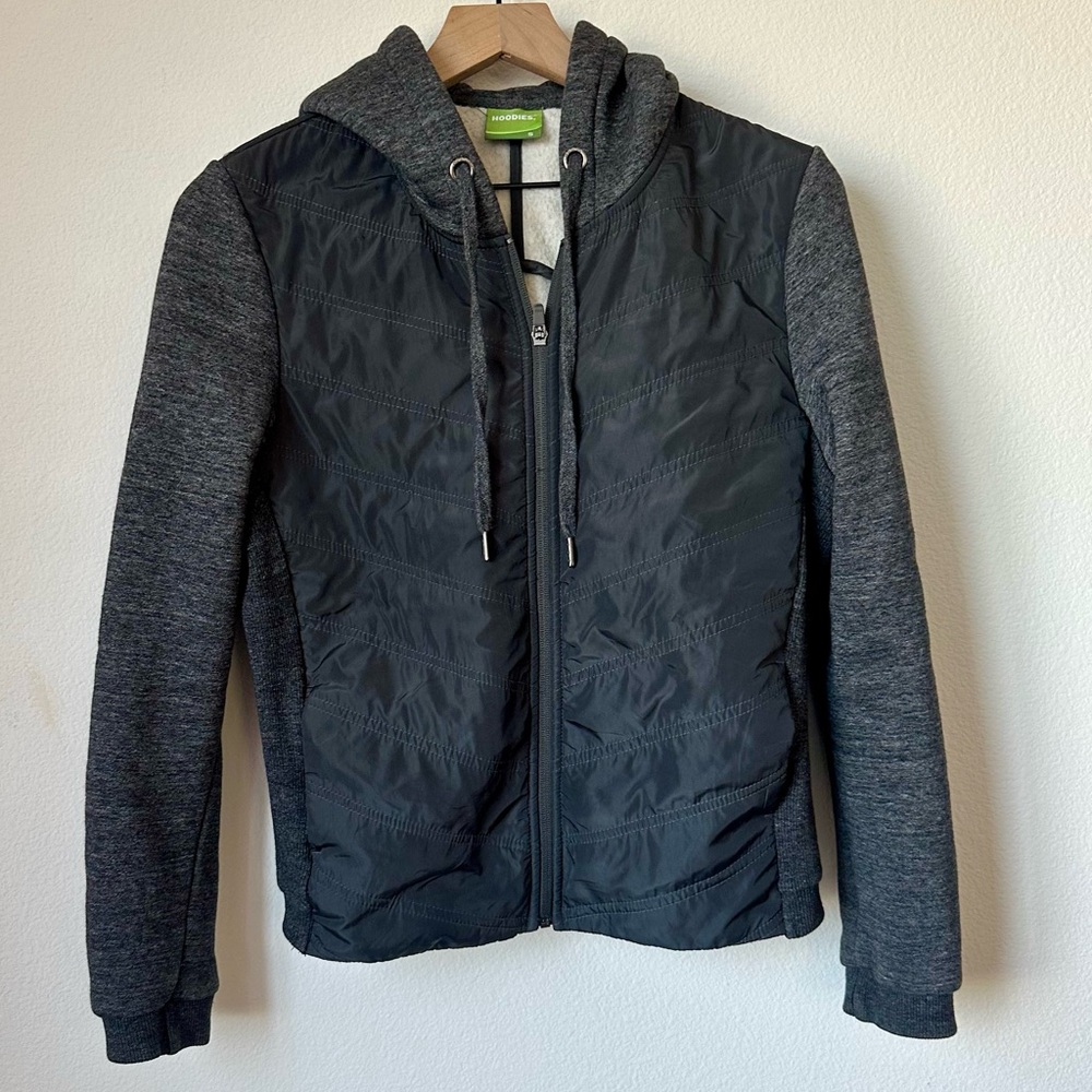 Hoodies Gray Jacket Flattering Fit Size Small